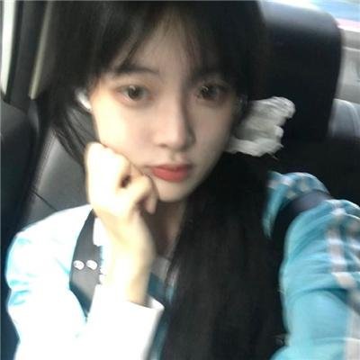 红衣少女
